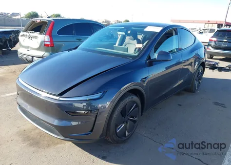 2026 Tesla Model Y Long Range Dual Motor All-Wheel Drive из США, поврежденный, VIN 7SAYGDED9TA490011